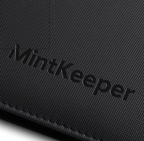 Mint Keeper - 9 Pocket Premium Zip Trading Card Binder